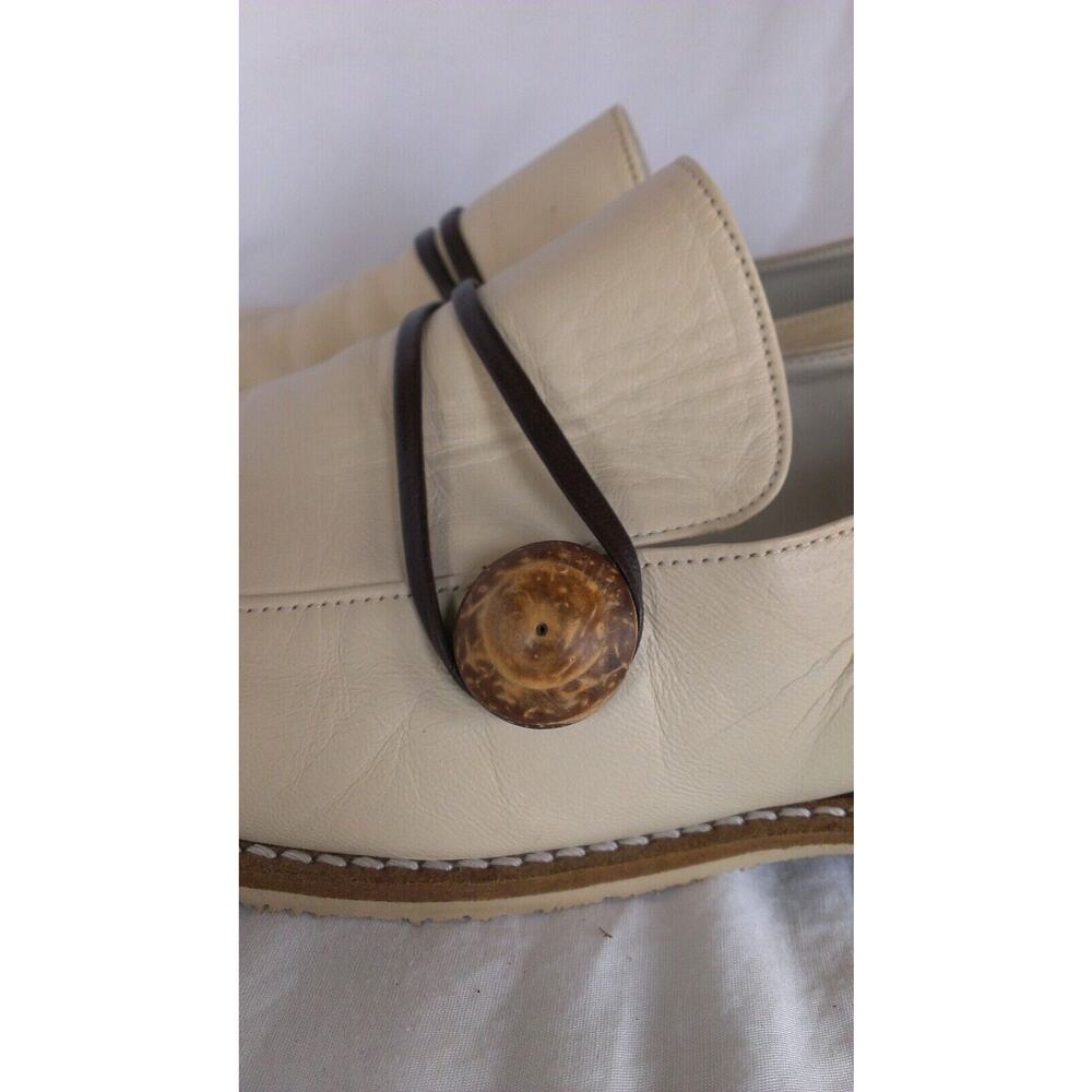Renouard Plancoet Women's Bone White Tan Wooden Button Loafers Size 41 - US 10.5 - Picture 2 of 9